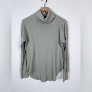 The Group Babaton Thermal Waffle Knit Mock Neck Top Shirt Medium